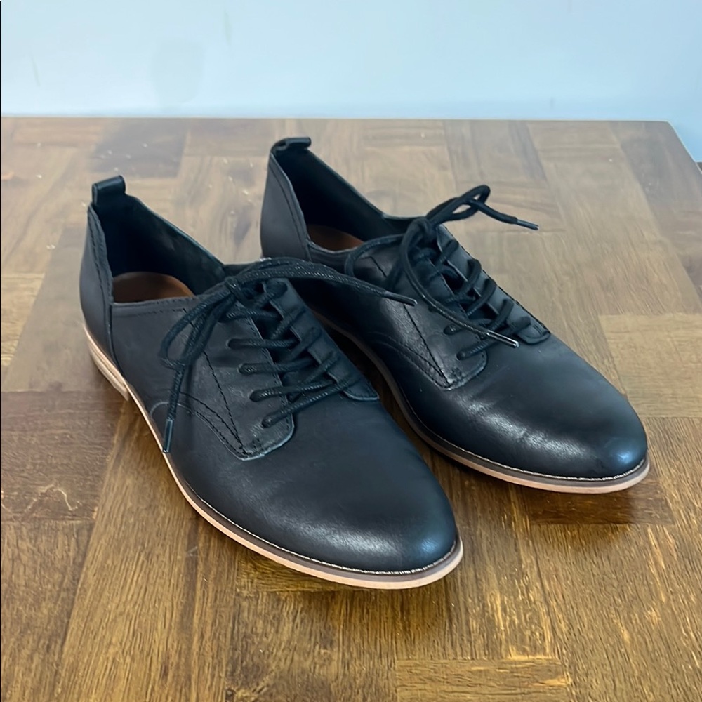 Lucky Brand Women’s Classic Black Lace-Up Shoes